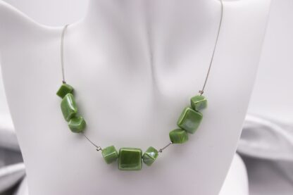 Schmuckset mit grünen Glasperlen – Bild 2