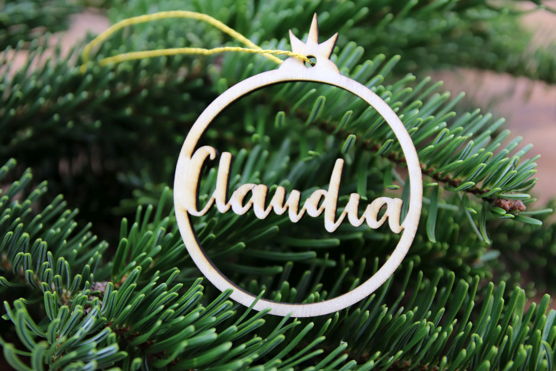 Anhänger Kugel mit Name personalisiert