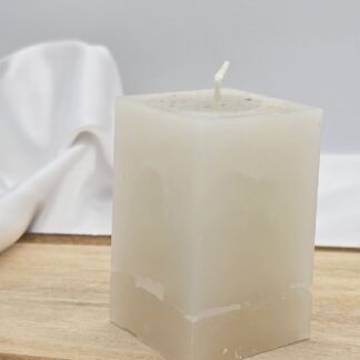 quadratische Kerze weiss