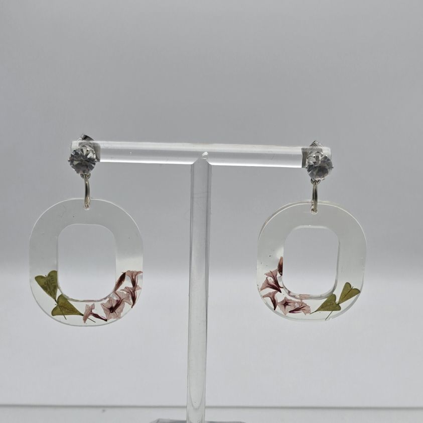 Ohrringe Resin Ovale mit Blüten und Blättern
