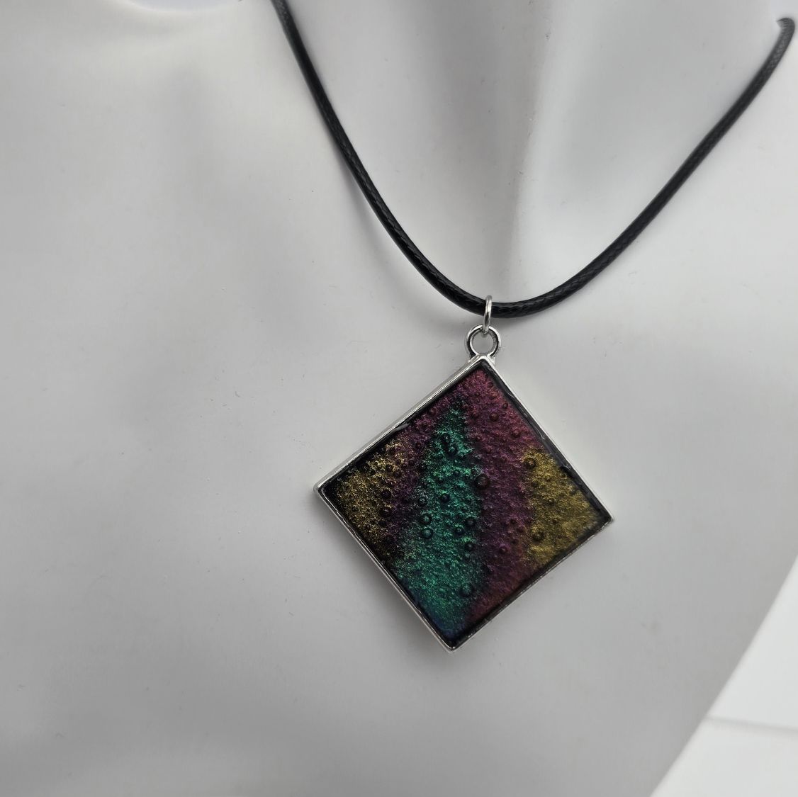 Kette quadratisch bunt